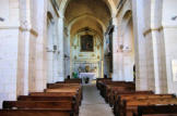 Roussillon :nef de l'église Saint Michel