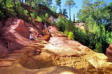 Roussillon :chemin des carrières d'ocre