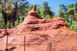 Roussillon : carrières d'ocre de couleur rouge