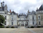 le Lude ( le château ) : Façade ouest, entrée