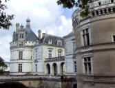 le Lude ( le château ) : entrée du château