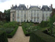 le Lude ( le château ) : les jardins et façade Louis XVI