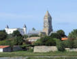 Noirmoutier en l'Ile : vue sur la ville, le château et l'église