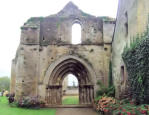 Abbaye de l'Ile Chauvet :portail de façade