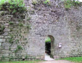 Guérande :porte dans les fortifications