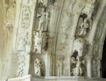 Abbaye de Fontevraud : salle capitulaire, détails des embrasures