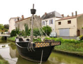 Talmont Saint Hilaire : bateau qui navigait  ici autrefois 2