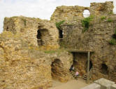 Talmont Saint Hilaire : cour intérieure du château 2