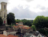 Apremont   ( le château ) vue sur le village