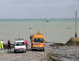 Beauvoir sur Mer - Passage du Gois, agents de surveillance, interdiction de traverser