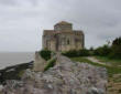 Talmont sur Gironde : église Radegonde sur son promontoire