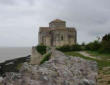 Talmont sur Gironde : église Radegonde sur son promontoire
