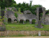 Saintes : l'amphithéâtre romain vestiges 1