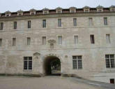 Saintes  ( abbaye aux Dames ) façade