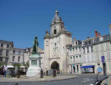 La Rochelle : entrée vieille ville par la tour de la Grosse Horloge