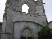 Saint Martin en Ré : face avant de l'église Saint Martin