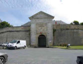 Saint Martin en Ré : porte de la citadelle