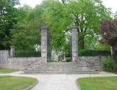 Surgères : entrée du parc du château