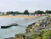 Saint Denis d'Oléron : cabines de plage et rampe