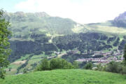 Doucy combelouvière : domaine de valmorel en été, paysage générale