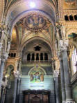 Lyon : intérieur de la basilique Notre Dame de Fourvière