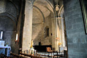 Valréas :  intérieur de l'église de notre Dame de Nazareth