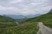 Entraigues : village et alentours, paysage 2 des Alpes