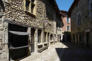 Pérouges : ruelle des anciens commerces