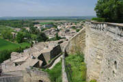 Grignan :vue sur les toits de la ville depuis le château