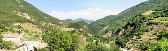 Saint Benoit en Diois : paysage depuis l'église