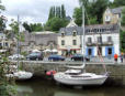 Pont Aven - le port - le quai à marée basse