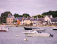 Loctudy : le port - bateaux au mouillage