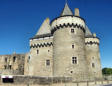 Suscinio : le château - deux tours rondes et une carrée