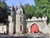 Josselin : une des entrée dansle parc du château