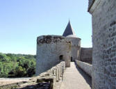 Suscinio : le château - chemin de ronde sur les remparts