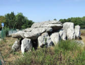 Carnac : les mégalhites - dolmen