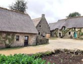 Poul Fétan : Village médiéval de 1850 - place du village