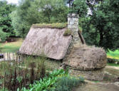 Poul Fétan : ferme bretonne de 1850 - maison et potager