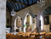 Fouesnant les Glénan : bas côté de l'église Saint Pierre