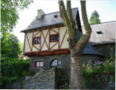 Rochefort en Terre : entrée du parc du château