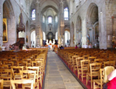 Vannes : nef, chaire, bas côté de la cathédrale Saint-Pierre