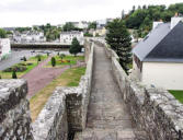 Hennebont : chemin de ronde sur les remparts 