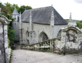 Le Faouêt : Chapelle Saint Barbe - vue de la descente vers la chapelle