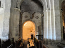 La Garde Adhémar : l'église Saint Michel, travée