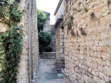 La Garde Adhémar :ruelle