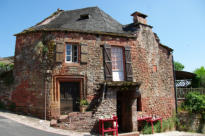 Collonges la Rouge : maisons médiévales