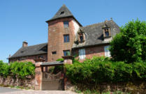 Collonges la Rouge : maisons médiévales