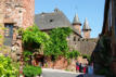 Collonges la Rouge : rue du village