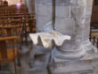 Partenay : benitier église Sainte Croix