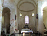 Saint Généroux : l'église, la nef